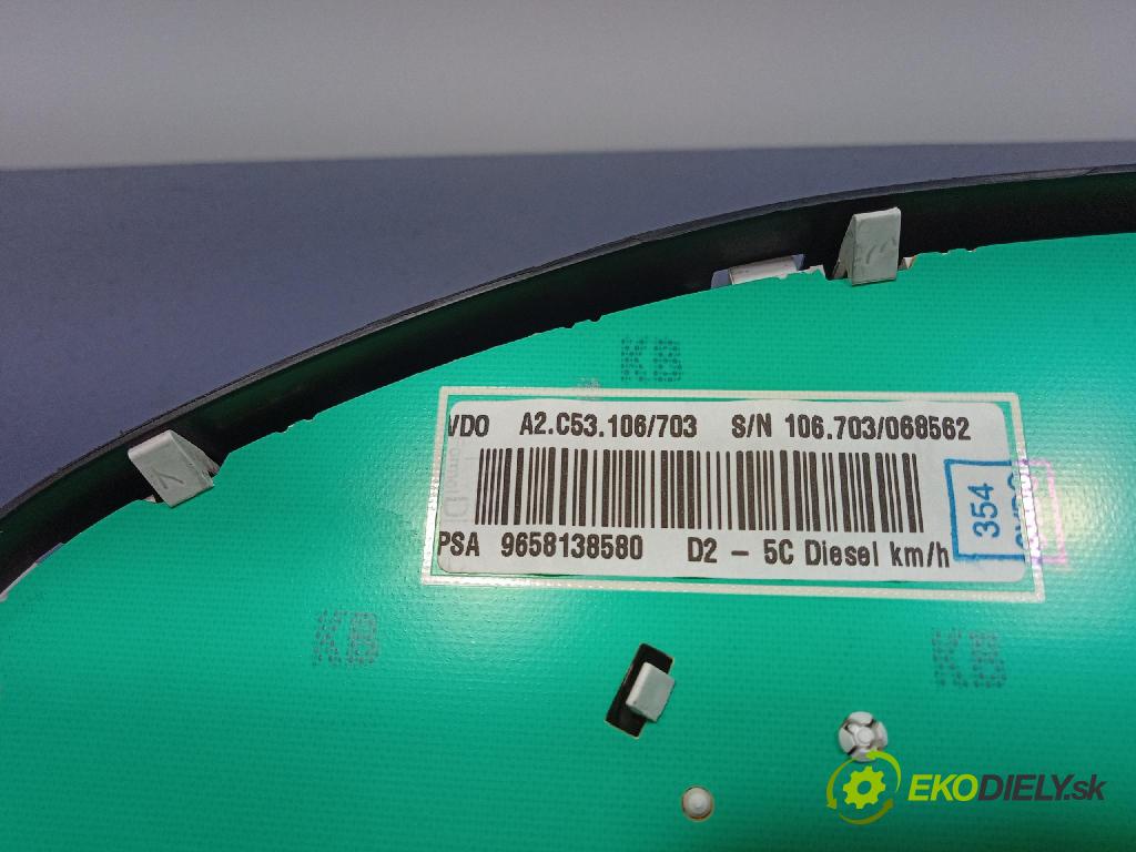 Peugeot 407 2005 Přístrojová deska 9658138580
