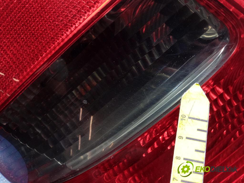 Mercedes A-Klasa 2005 světlo Zad: levá Mimo: A1698200964