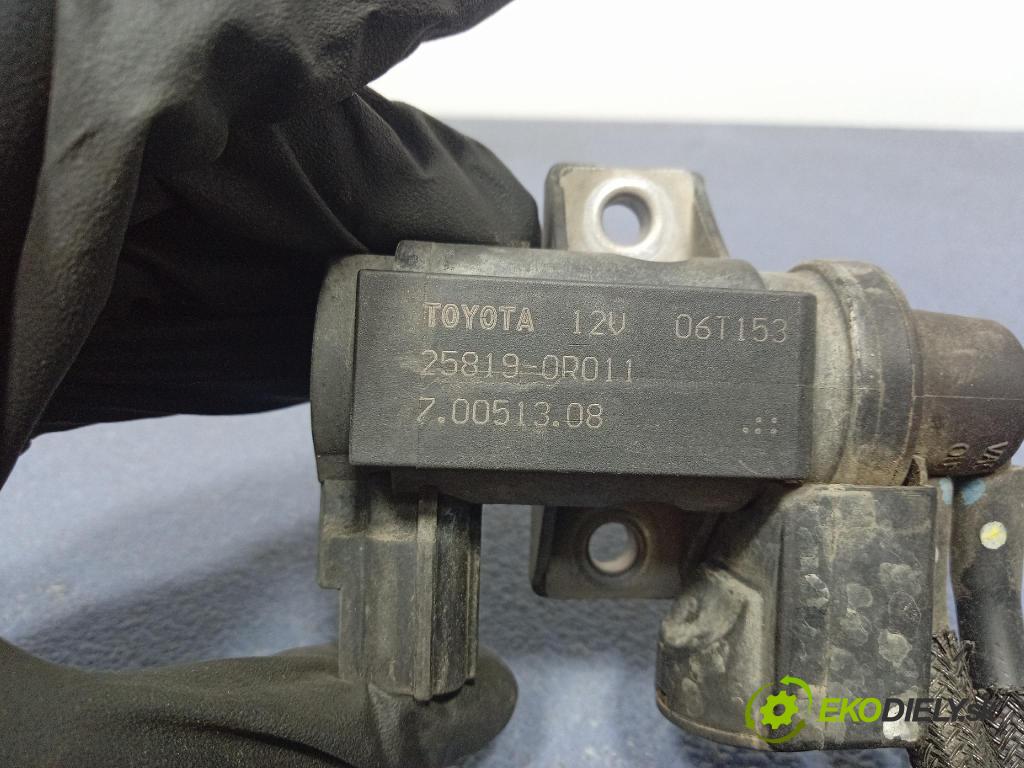 Toyota Corolla verso 2006 ventil Vákuum: 25819-0R011