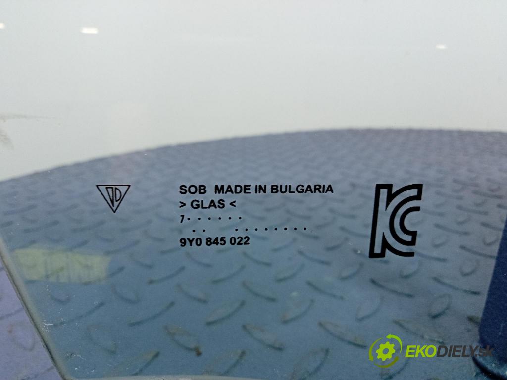 Porsche Cayenne s 2017 sklo dveře před Práva: 9Y0845022