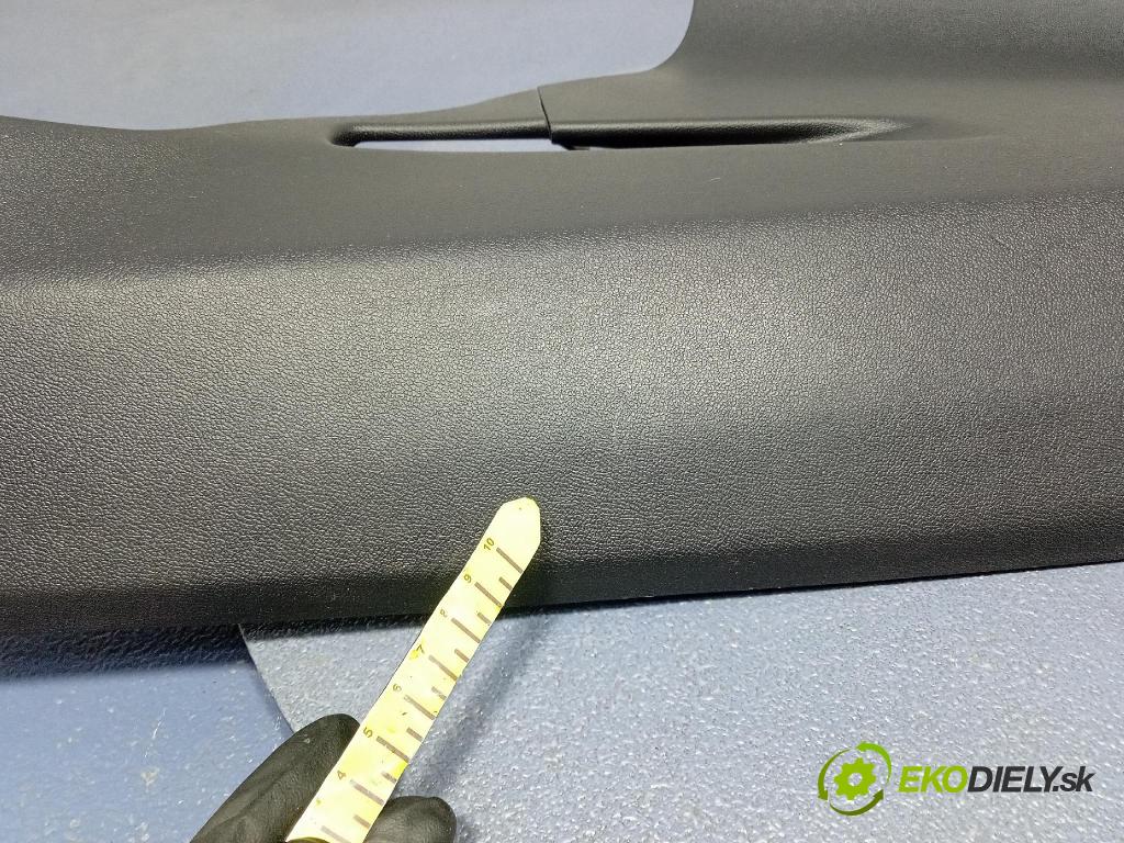 Porsche Cayenne s 2017 kryt Plast: Interiéry: 760867765