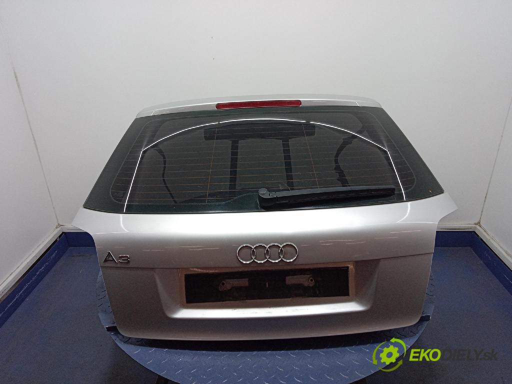 Audi A3 2003 zadní dveře kufra: kufr