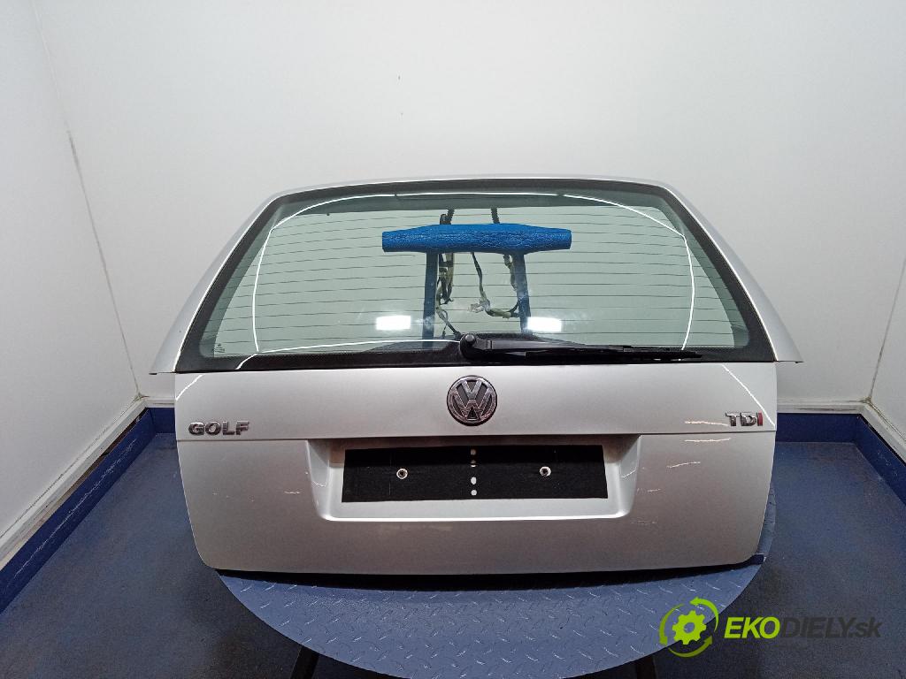 Vw Golf 2001 zadní dveře kufra: kufr