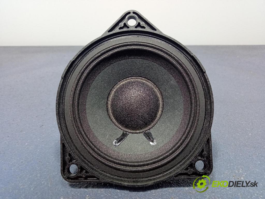 Porsche Cayenne s 2017 Mluvčí: / Subwoofer: 971035415G
