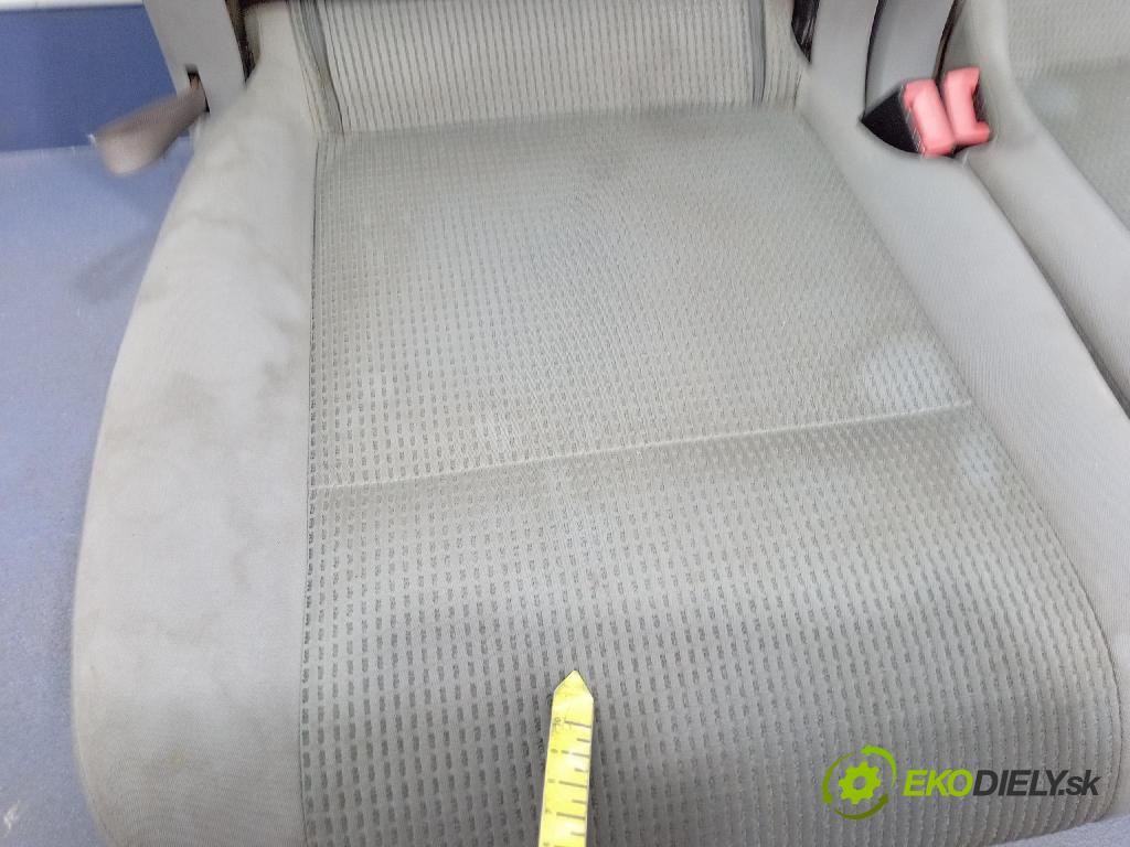 Vw Caddy 2005 Sedadlo zadní