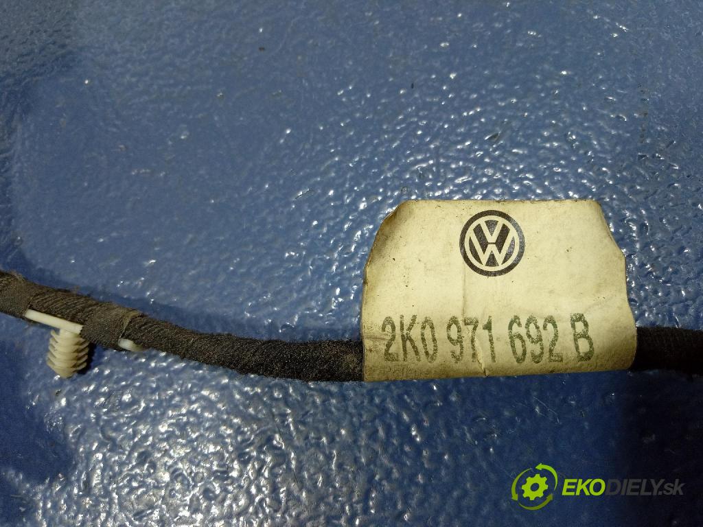 Vw Caddy 2005 zámek dveře Zad: v pravo: 2K0843654