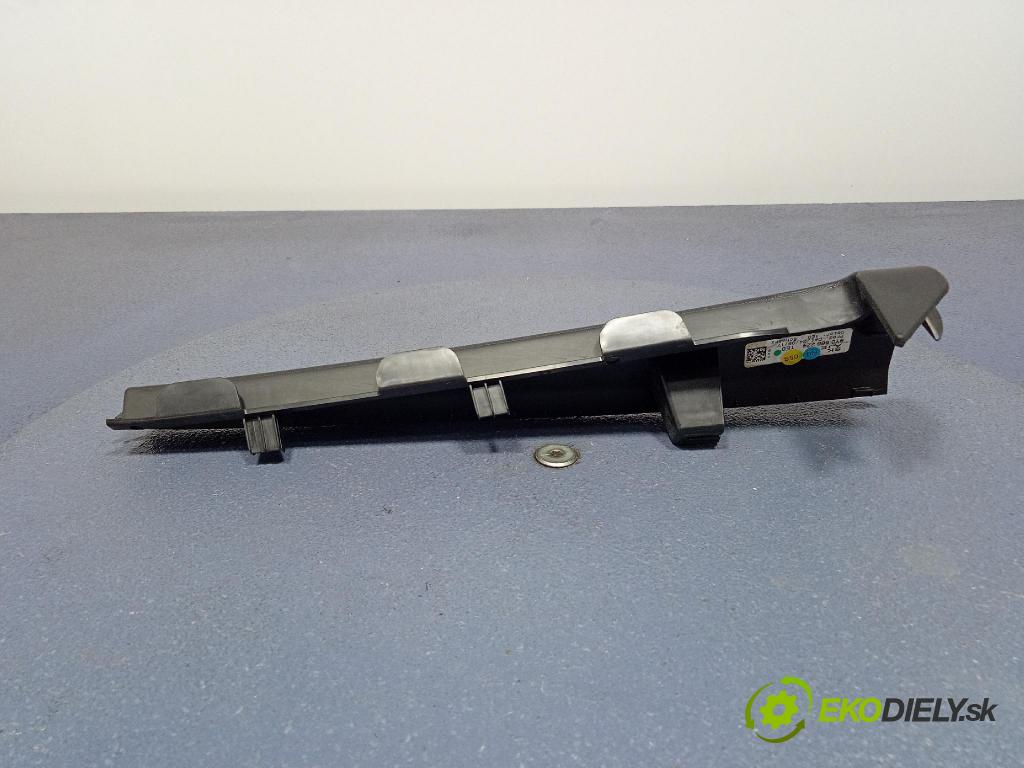 Porsche Cayenne s 2017 kryt Plast: Interiéry: 9Y0868224