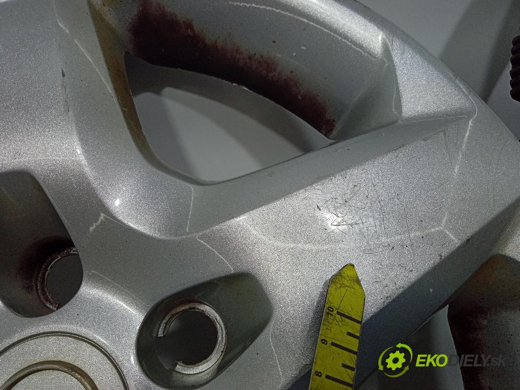 Opel Astra 2005 puklica kola: 13240543