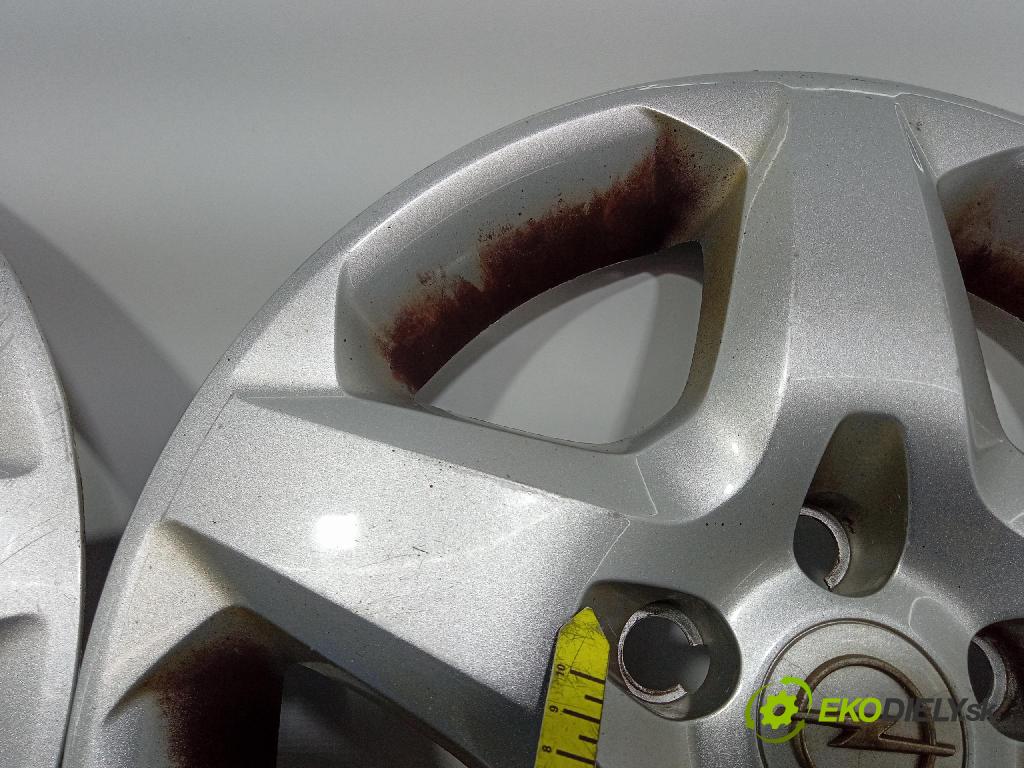 Opel Astra 2005 puklica kola: 13240543