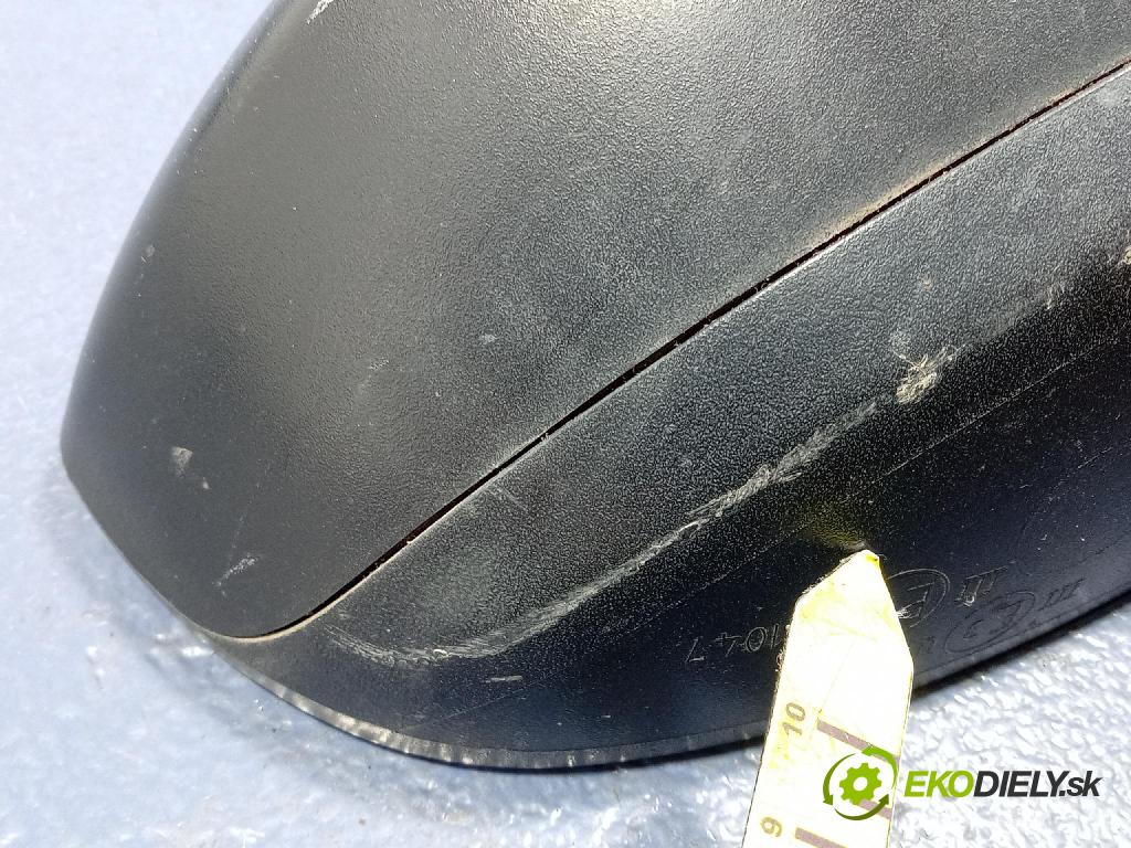Fiat Punto 2007 zpětné zrcátko prave
