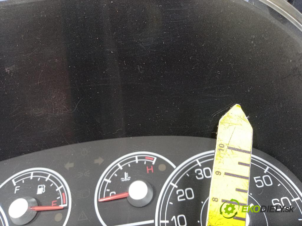 Fiat Punto 2007 Přístrojová deska 51803088