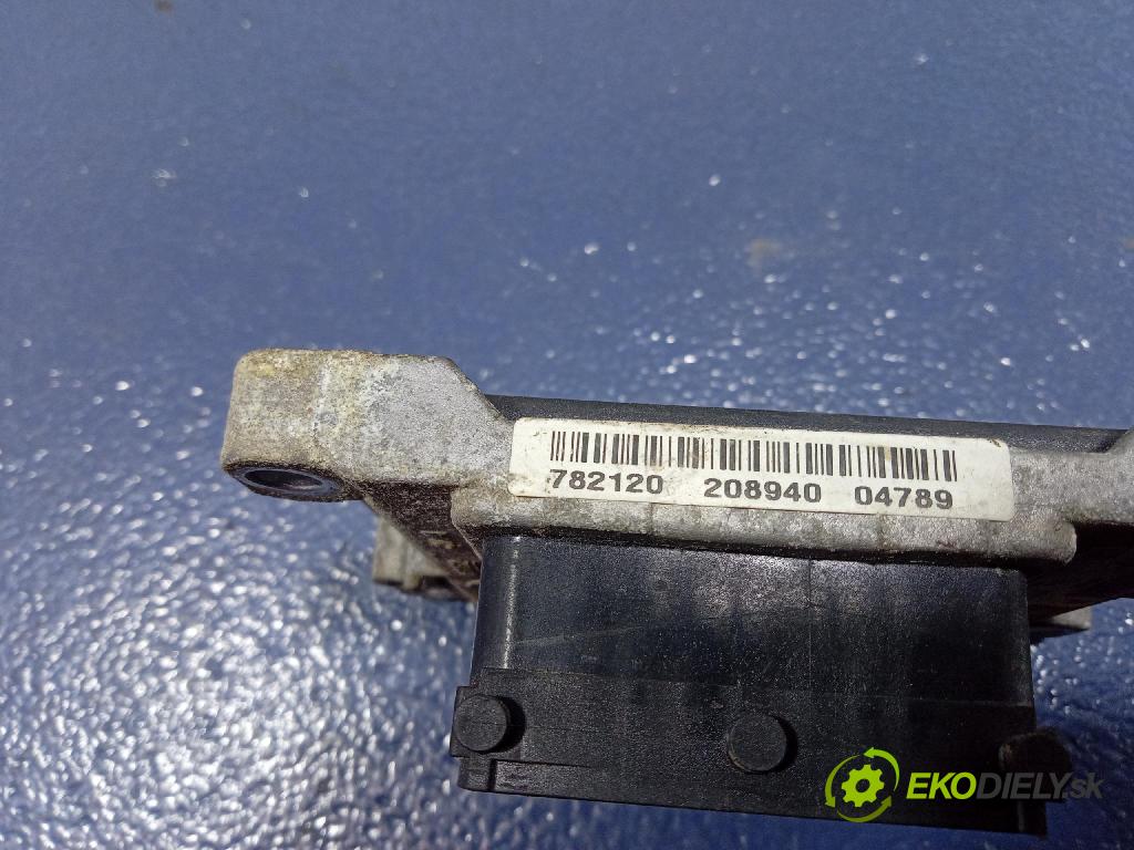 Opel Corsa 2007 řídící jednotka Motor: 55557933