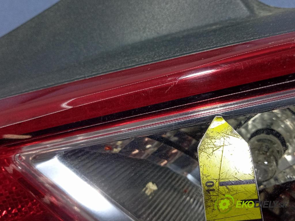 Opel Corsa 2007 světlo Zad: Práva: Mimo: 13188046