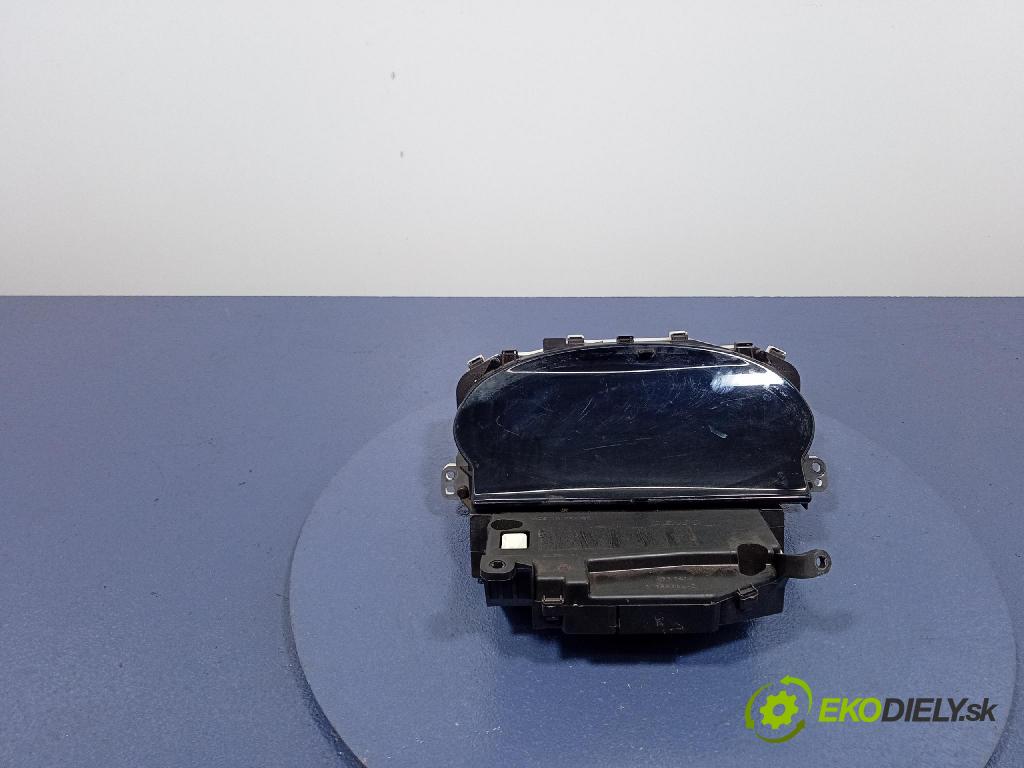 Toyota Yaris 2003 Přístrojová deska 21655864