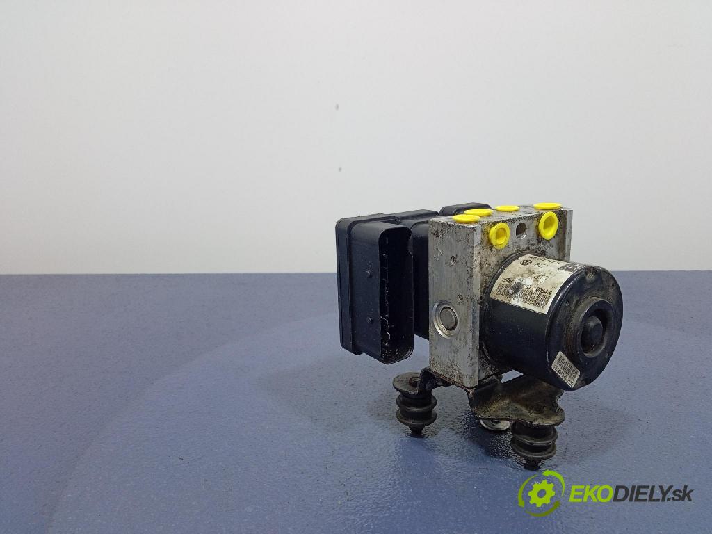 Vw Caddy 2005 čerpadlo ABS x 1K0614117H