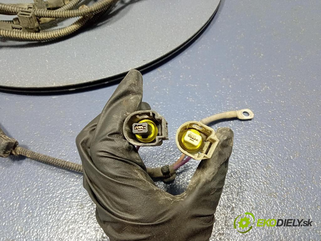 Porsche Cayenne s 2017 instalace Elektrický: 4M4971227J