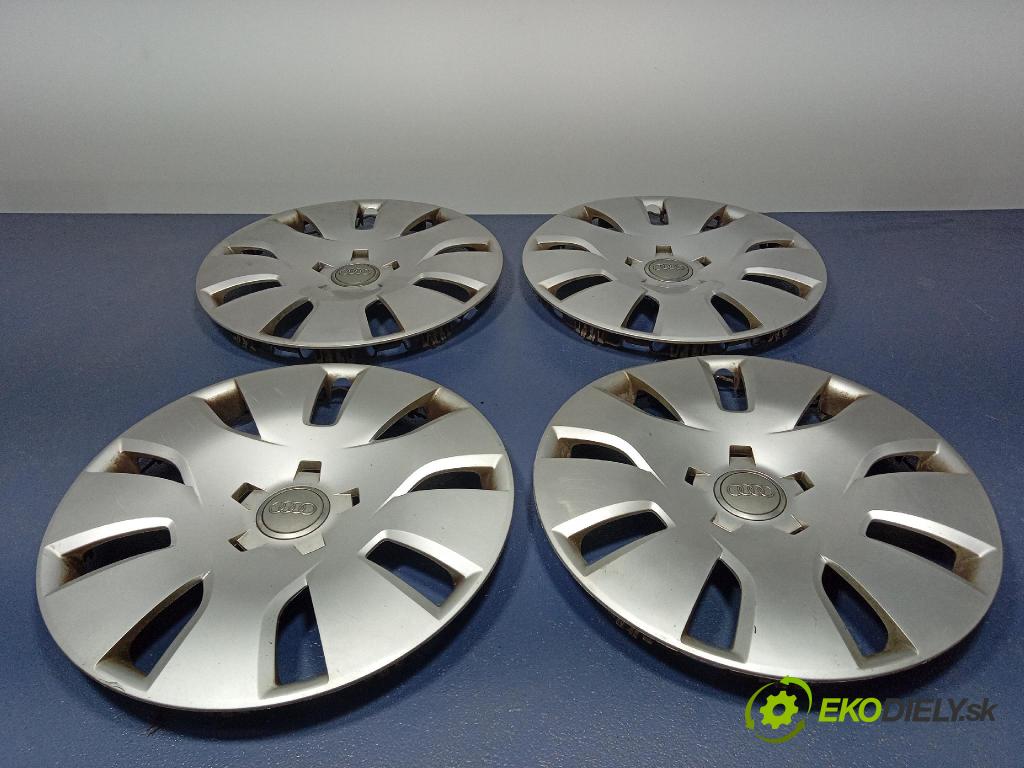 Audi A6 2004 puklica kola: 8K0601147
