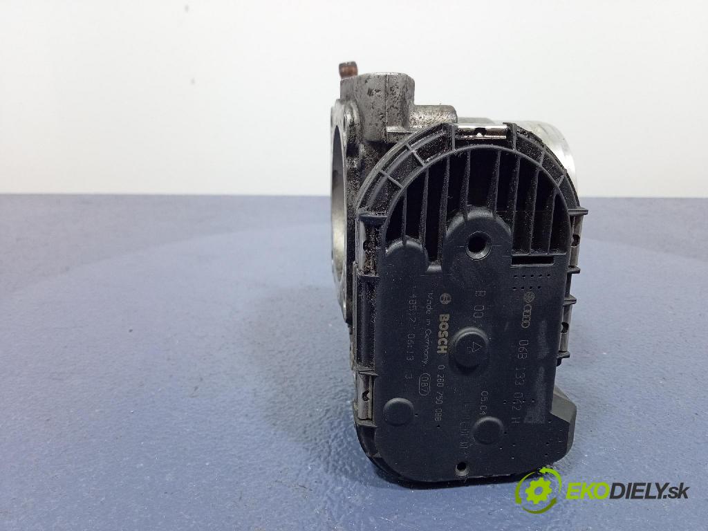 Audi A6 2004 škrticí klapka 06B133062H