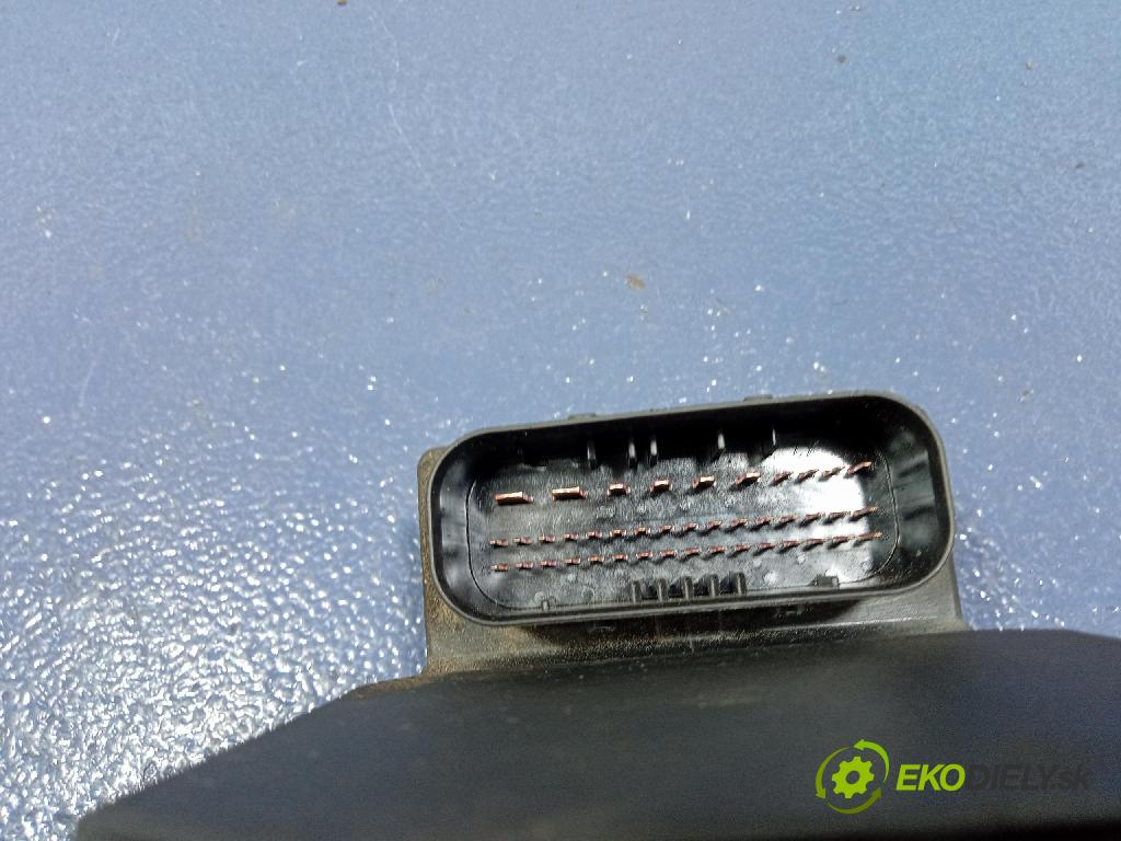 Audi A6 2004 čerpadlo ABS x 4B0614517G