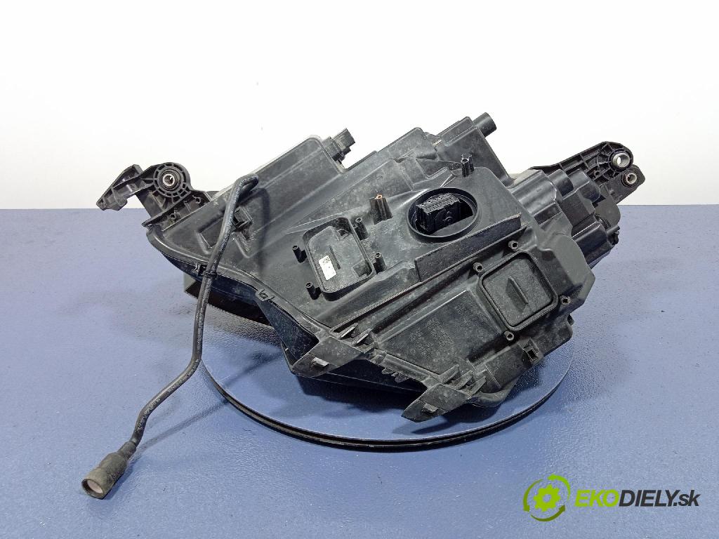 Skoda Kodiaq 0 světlo v pravo: 566941036