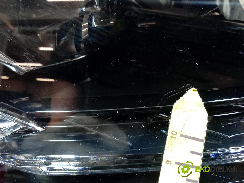 Skoda Kodiaq 0 světlo v pravo: 566941036