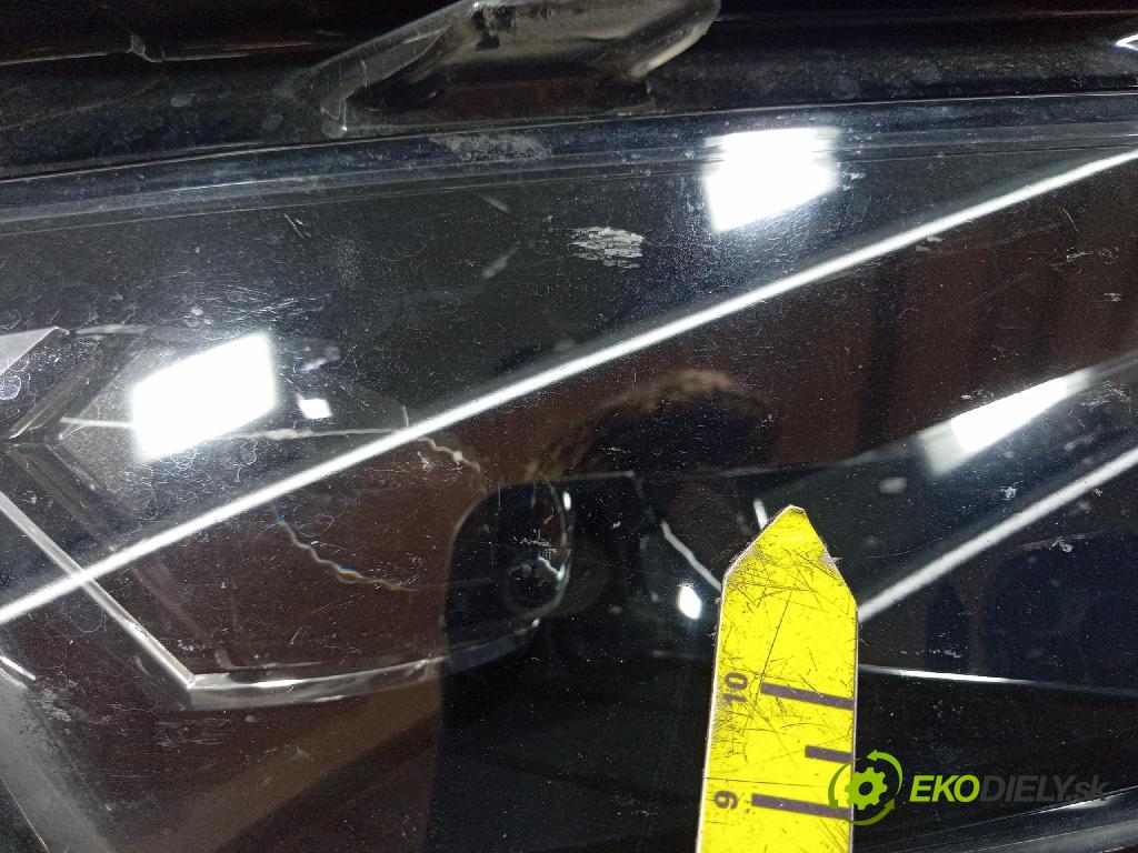 Skoda Kodiaq 0 světlo v pravo: 566941036