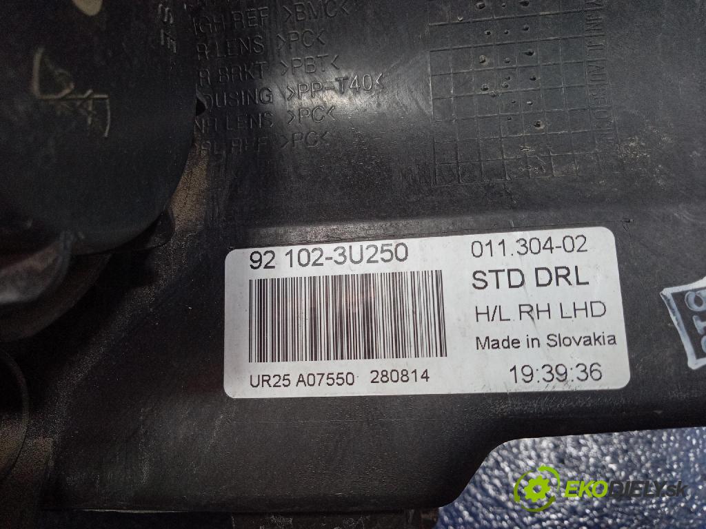 Kia Sportage 0 světlo v pravo: 92102-3U250