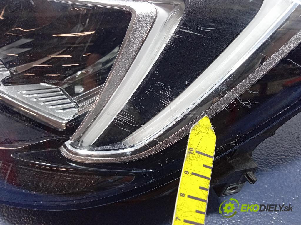 Opel Crossland 0 světlo Levý: 39153538