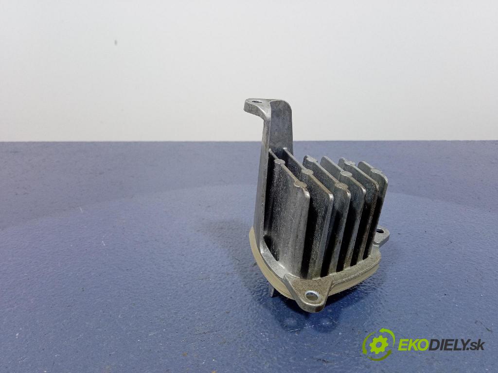 Opel Crossland 0 měnič MDE916429