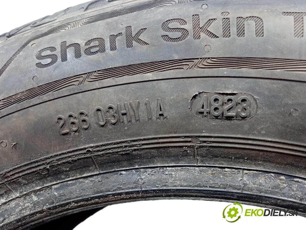 Volvo C30 2009 pneumatiky: Leto: 4024068002581