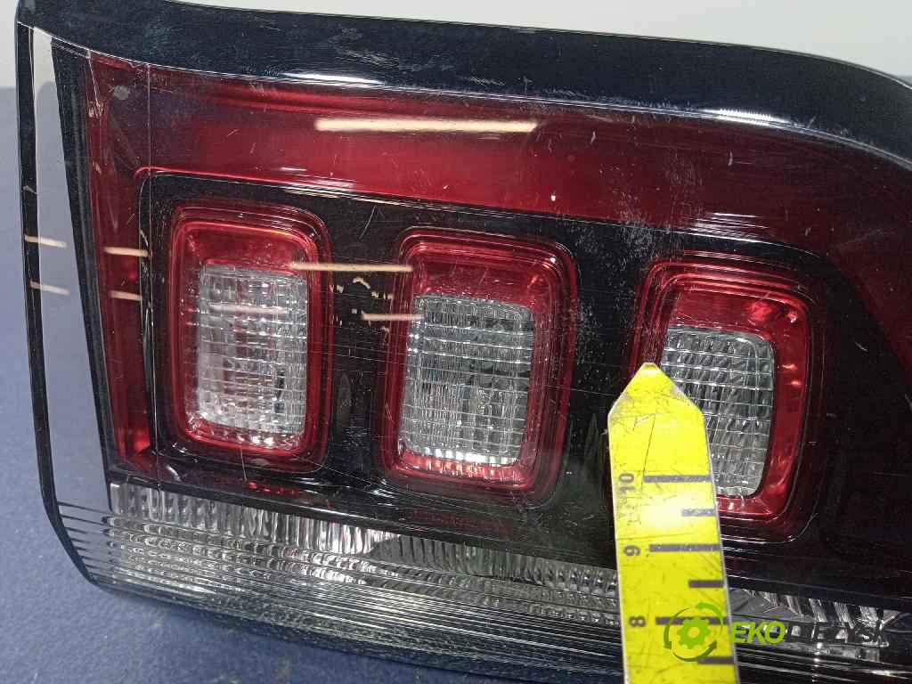 Jeep Compass 0 světlo Zad: Práva: Uvnitř P55112836AB