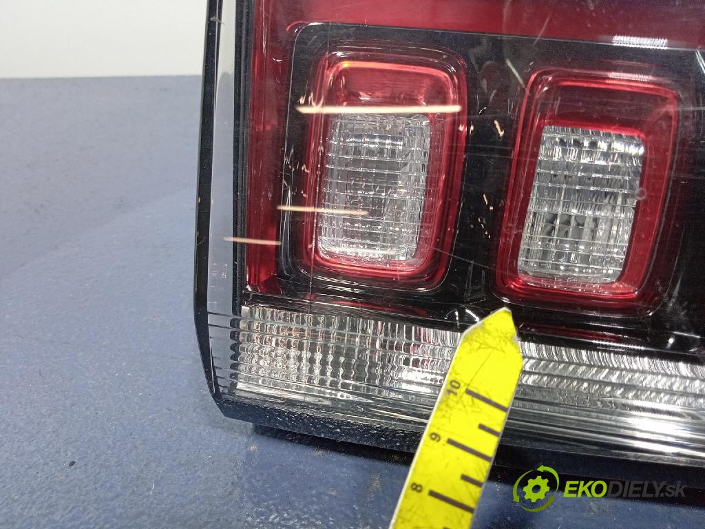Jeep Compass 0 světlo Zad: Práva: Uvnitř P55112836AB