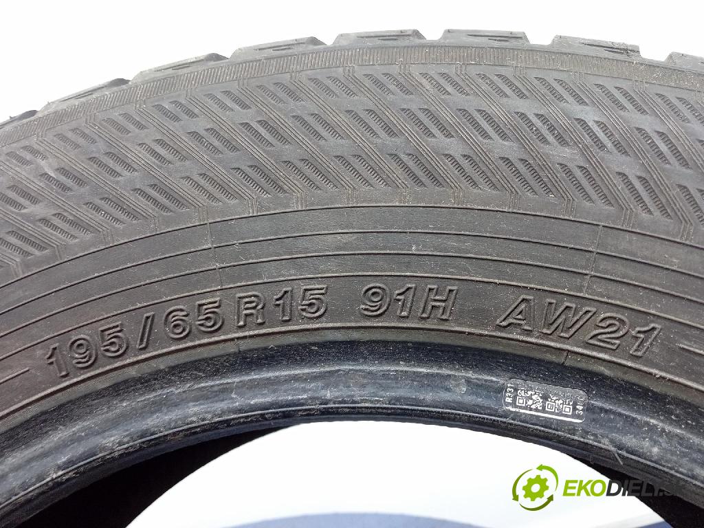 Opel Corsa 2007 pneumatiky: Víceúrovňové 4968814937409