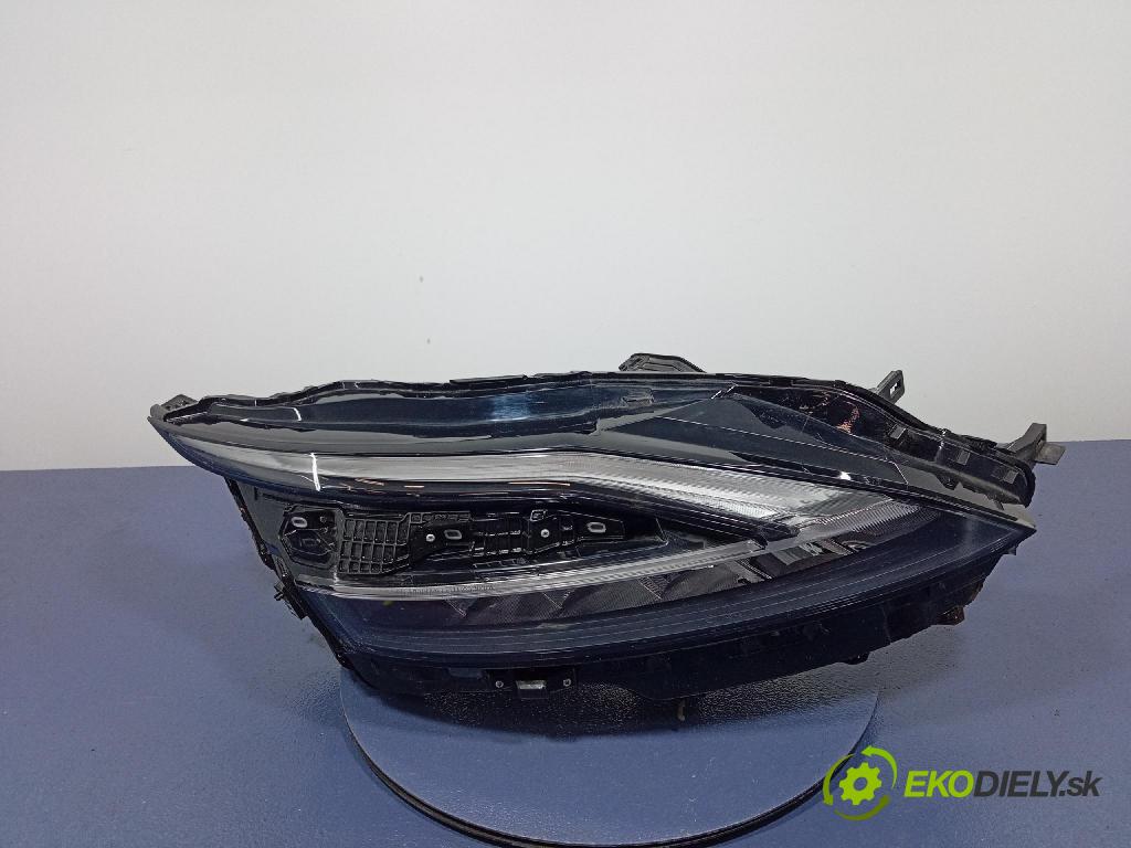 Nissan Qashqai 0 světlo v pravo: 100-8D02J