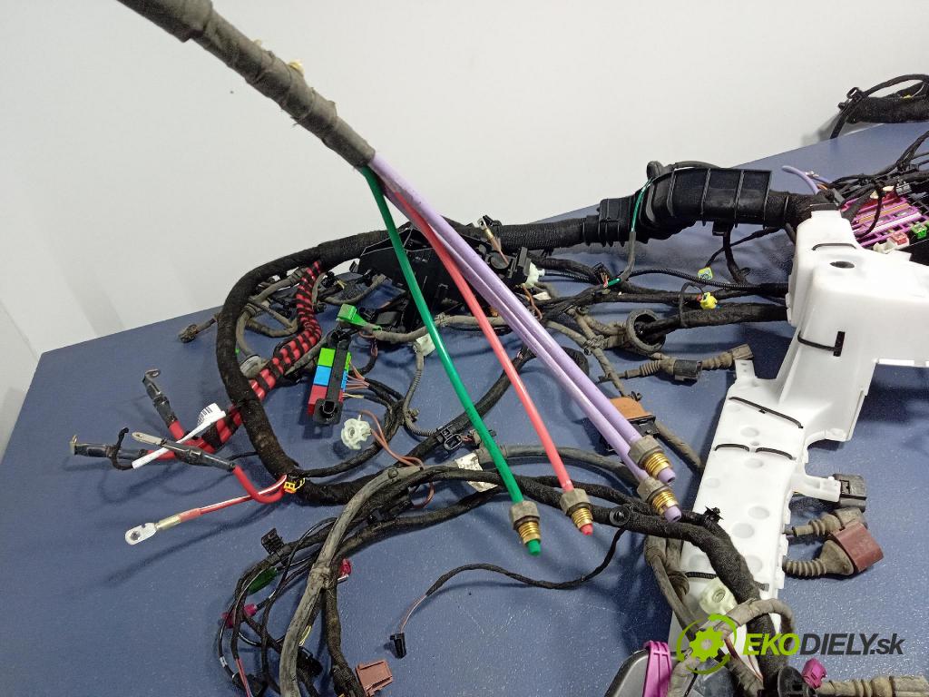 Porsche Cayenne s 2017 instalace Elektrický: 4M0971845BR