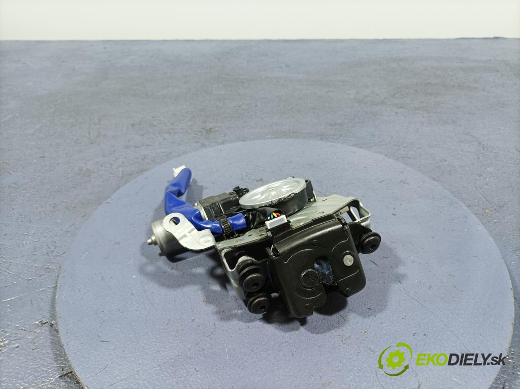 Lexus UX 2021 zámek Klapky: kufr 163800-0790