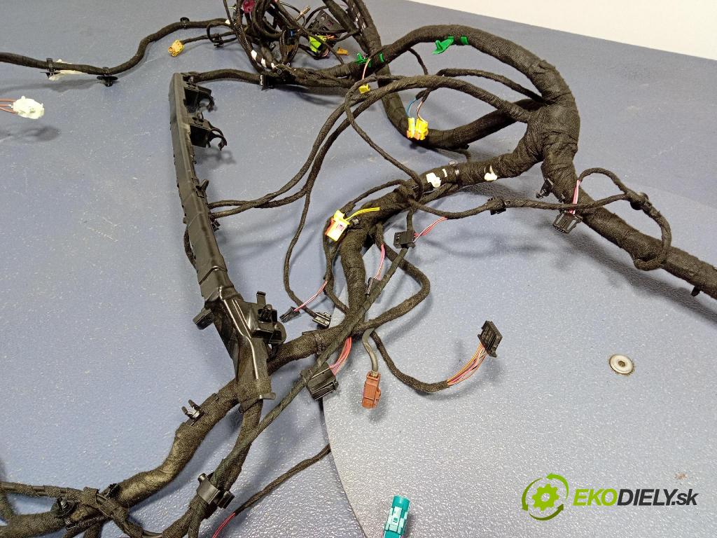 Porsche Cayenne s 2017 instalace Elektrický: 9Y1970040