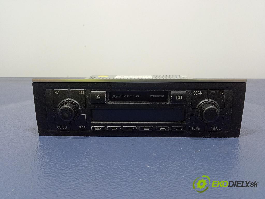 Audi A4 2002 Radio I Navigace: 8E0035152