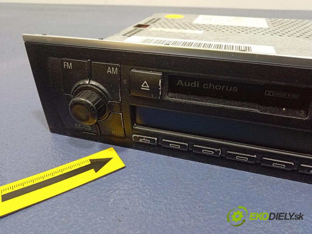Audi A4 2002 Radio I Navigace: 8E0035152