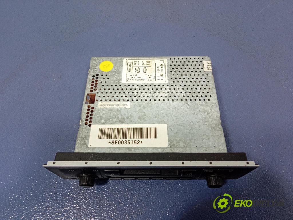 Audi A4 2002 Radio I Navigace: 8E0035152