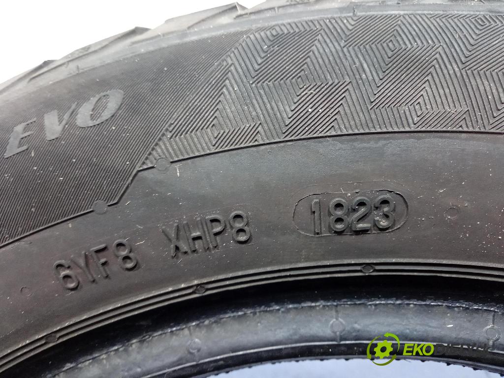 Opel Corsa 2010 pneumatiky: Víceúrovňové 4050496000288