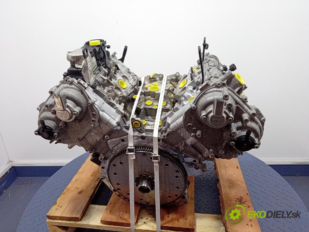 Porsche Cayenne s 2017 motor Benzín DCA