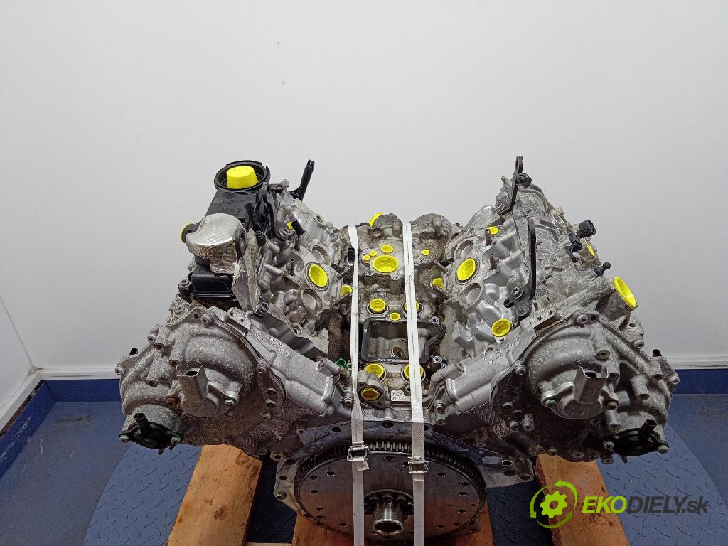 Porsche Cayenne s 2017 motor Benzín DCA