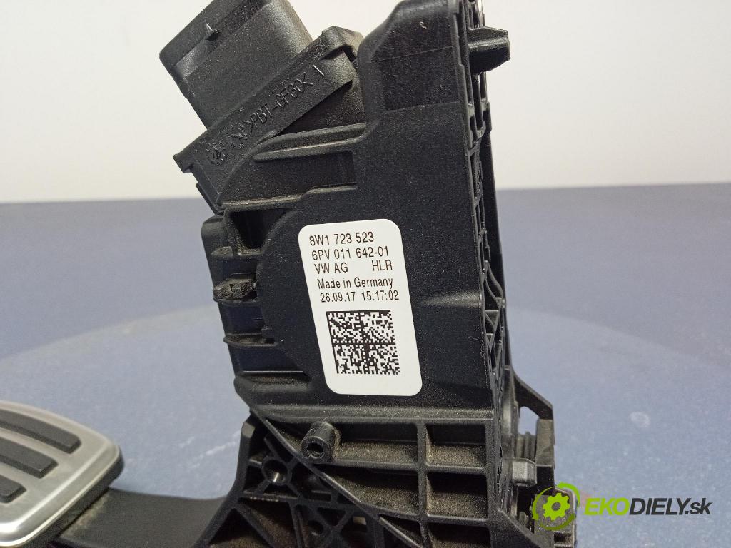 Porsche Cayenne s 2017 pedal Plyn: 8W1723523