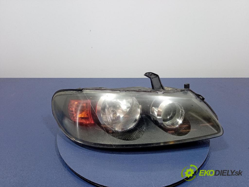 Nissan Almera 2003 světlo v pravo: 26010BN67A