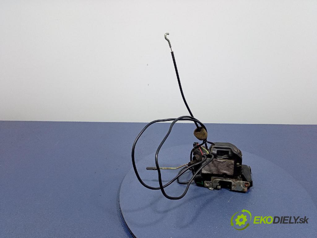 Mercedes E-klasa 2003 zámek dveře před Levý: 004133112631