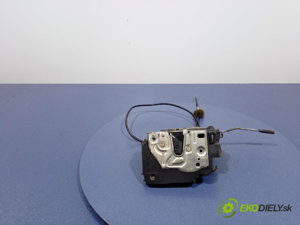 Mercedes E-klasa 2003 zámek dveře před v pravo: 004138112629