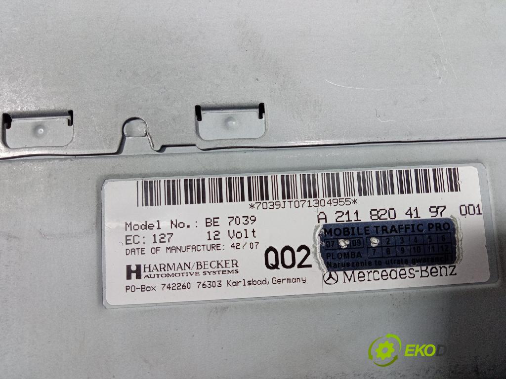 Mercedes E-klasa 2003 Radio I Navigace: A2118204197