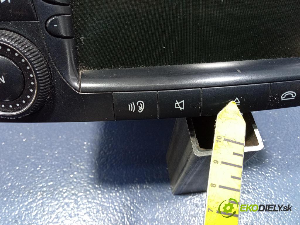 Mercedes E-klasa 2003 Radio I Navigace: A2118204197