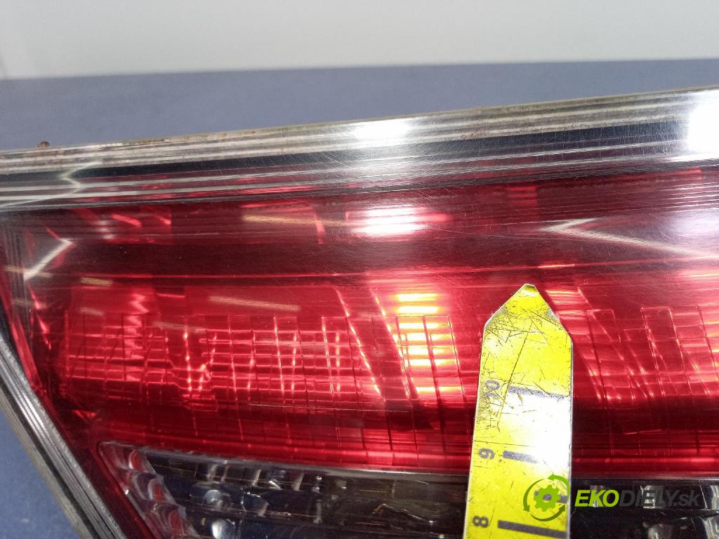 Honda Civic 2006 zaslepka: Zad: 13216721